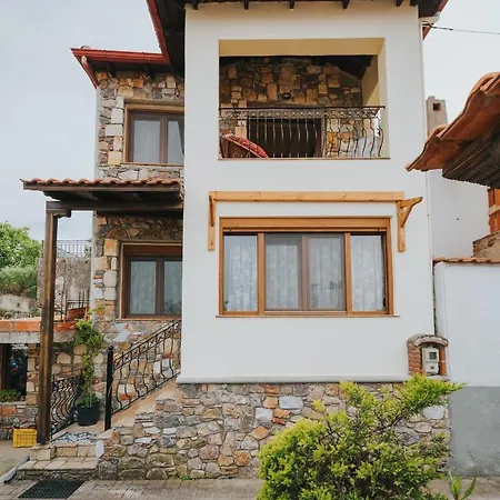 Holidays Maisonette Ferienhaus *