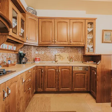 Ferienhaus Holidays Maisonette *